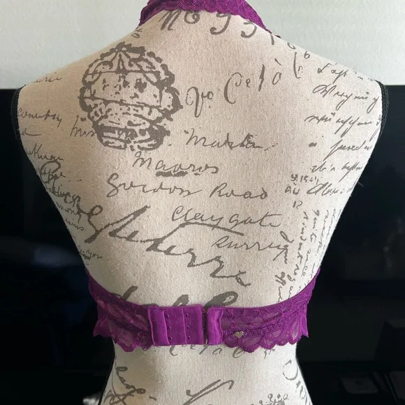 Victoria's Secret Purple Lace Wireless Bra - Picture 4 of 6